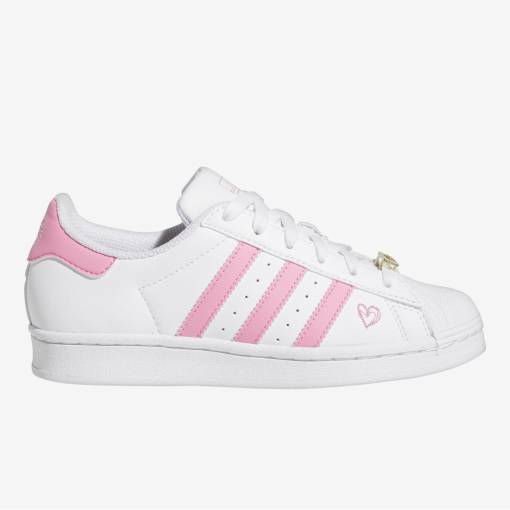 adidas Originals Superstar
Girls' Grade School Casual Basketball Sneakers IG2749 - Picture 3 of 7